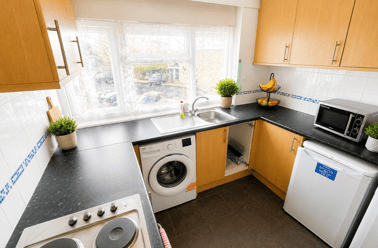 Beecroft Close, Hales Place, Canterbury - Image 3