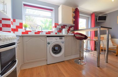 Bishops Way, Harbledown, Canterbury - Image 2