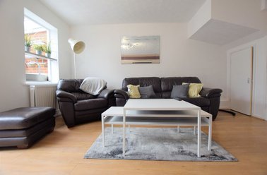Henry Court, Wincheap, Canterbury - Image 3