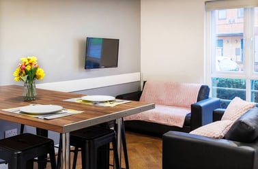 Gold Ensuite, Raleigh Park, Faraday Road, Dunkirk, Nottingham - Image 3