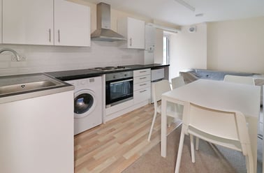 a London Road, Headington, Oxford - Image 2