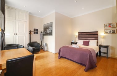 Cathedral Road, Riverside, Cardiff - Image 2