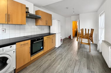 Manor Park Road, Harlesden, London - Image 3