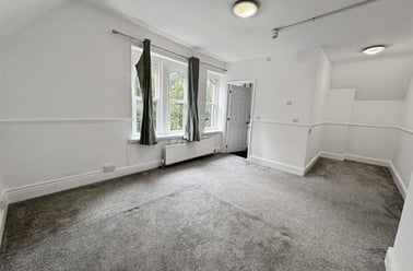 Cathedral Road, Pontcanna, Cardiff - Image 3