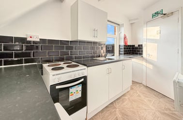 Major Road, Canton, Cardiff - Image 2