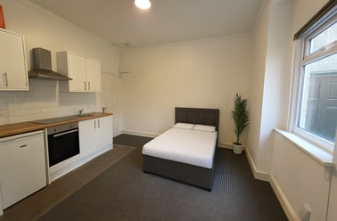 Newport Road, Adamstown, Cardiff - Image 2