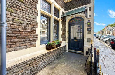 Cathedral Road, Pontcanna, Cardiff - Image 3