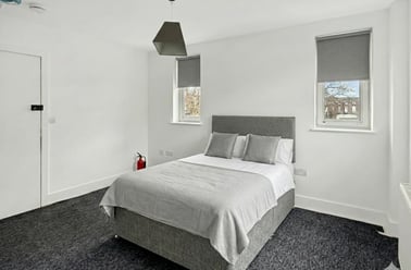 a Clayponds Lane, Chiswick, London - Image 2