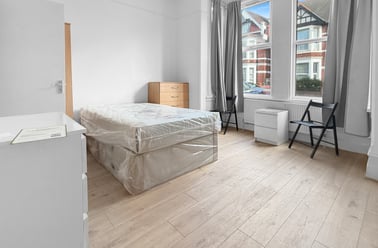 Harlesden Gardens, Harlesden, London - Image 2