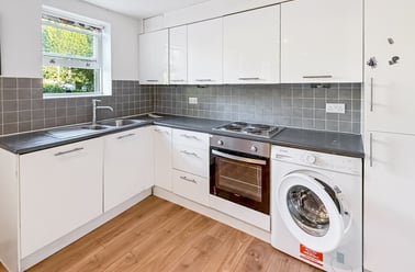 Courthill Road, Hither Green, London - Image 2