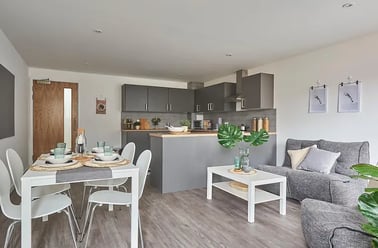 7 Bed Cluster En-Suite Premium, The City Arcade, 108 Fore Street, City Centre, Exeter - Image 3