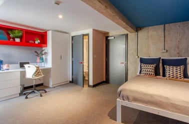 The Biggest Room, Béton House, Rhodes Street, Park Hill, Sheffield - Image 2