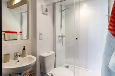 The Park Hill Room 2-Bed Apartment, Béton House, Rhodes Street, Park Hill, Sheffield - Image 3