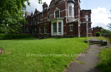 Moorland Road, Hyde Park, Leeds - Image 3