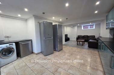 Cardigan Lane, Burley, Leeds - Image 3