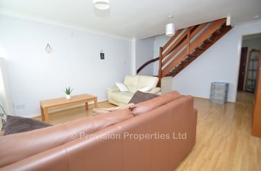 Well Close Rise, Woodhouse, Leeds - Image 3