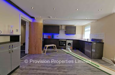 Cliff Road, Rampart Road, Leeds - Image 3