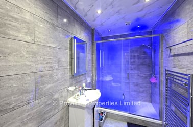 Norwood Terrace, Hyde Park, Leeds - Image 2