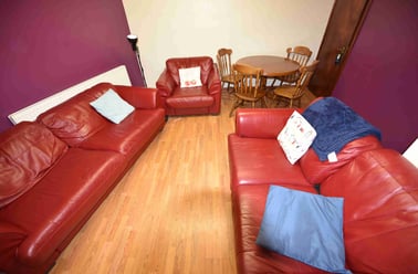 Thornville Avenue, Hyde Park, Leeds - Image 2