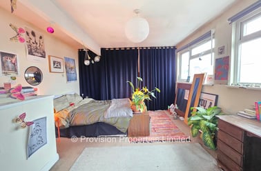 Harold Mount, Hyde Park, Leeds - Image 2