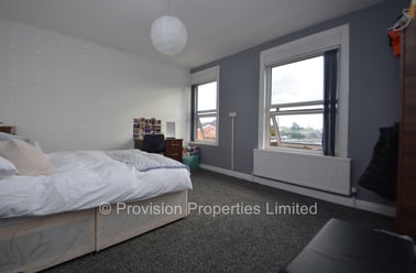 Ashville View, Burley, Leeds - Image 3