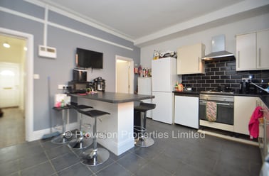 Ashville View, Burley, Leeds - Image 2