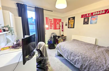 Mayville Place, Burley, Leeds - Image 2