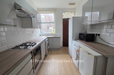 Thornville Road, Burley, Leeds - Image 2