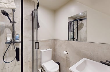 Ash Grove, Hyde Park, Leeds - Image 3