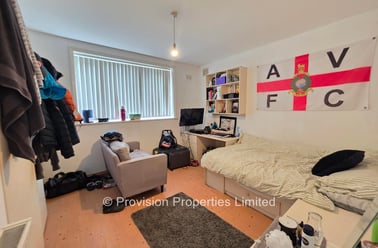 St Chads Drive, Headingley, Leeds - Image 3