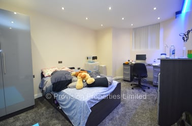 Victoria Road, Hyde Park, Leeds - Image 2