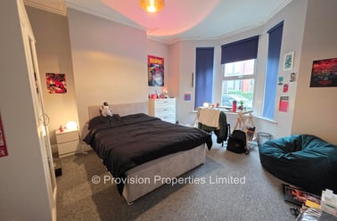 Cliff Mount, Rampart Road, Leeds - Image 3