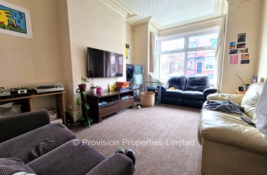 Beechwood View, Burley, Leeds - Image 2
