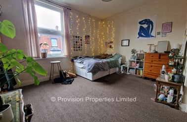 Beechwood View, Burley, Leeds - Image 3