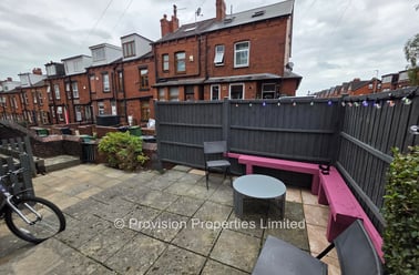 Delph Lane, Rampart Road, Leeds - Image 3