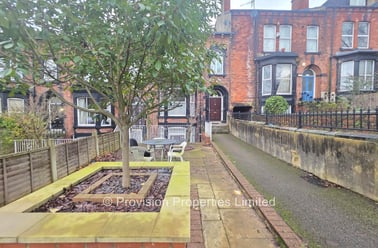 St Johns Terrace, Hyde Park, Leeds - Image 3