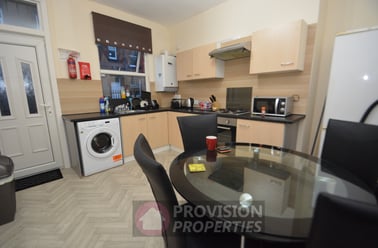 Burchett Terrace, Rampart Road, Leeds - Image 2