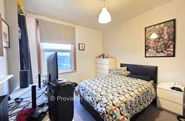 Harold Terrace, Burley, Leeds - Image 2