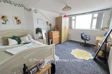 Beechwood View, Burley, Leeds - Image 2