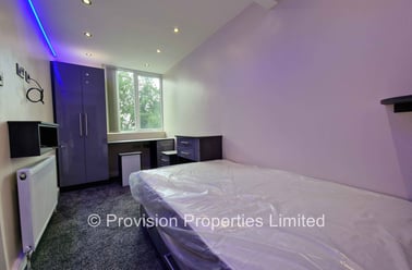 Cliff Road, Rampart Road, Leeds - Image 2