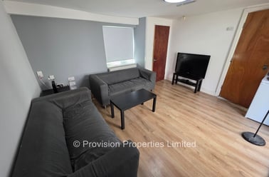 Cardigan Road, Burley, Leeds - Image 3