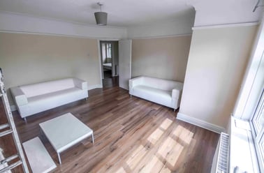 St Chads Drive, Headingley, Leeds - Image 3