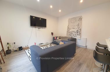 Harold Walk, Hyde Park, Leeds - Image 2