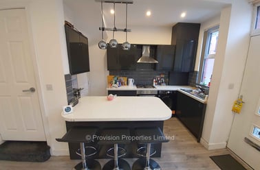 Harold Walk, Hyde Park, Leeds - Image 3