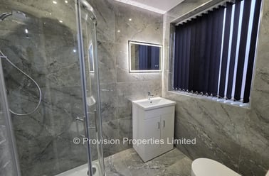 Park View Avenue, Burley, Leeds - Image 3