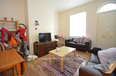 Harold Place, Hyde Park, Leeds - Image 3