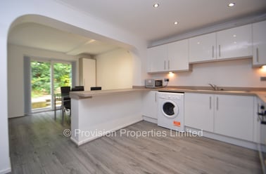 Well Close Rise, Woodhouse, Leeds - Image 3