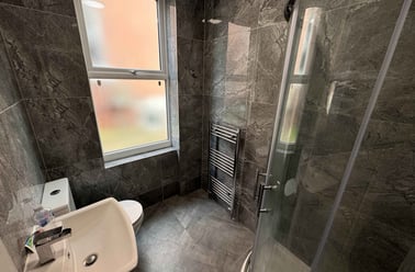 St Michaels Terrace, Headingley, Leeds - Image 2