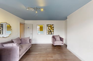 Belle Vue Road, Hyde Park, Leeds - Image 3