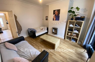 Ashville Grove, Burley, Leeds - Image 3